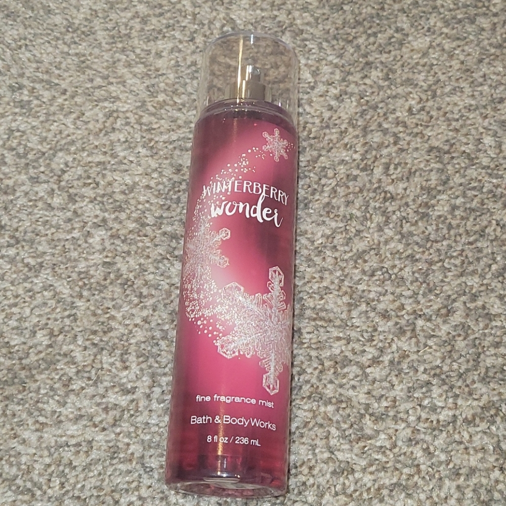 NWT B&BW Winterberry Wonder perfume